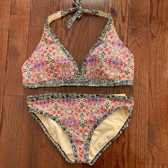 Aztec print bikini - Picture 1 of 2